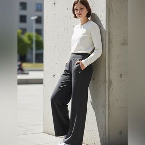 Soothefeel Black Wide-leg pant